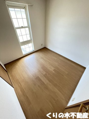 【洋室】 | ヴェルセゾン | 反転タイプのお部屋です（現況を優先します）