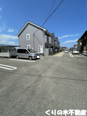 【駐車場】 | ヴェルセゾン | 駐車場があります