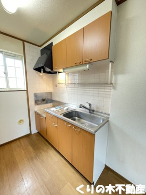 【キッチン】 | ヴェルセゾン | 反転タイプのお部屋です（現況を優先します）