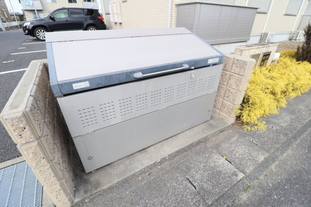 ロイヤルスクエア　Ｆのその他共用部分|ゴミストッカー