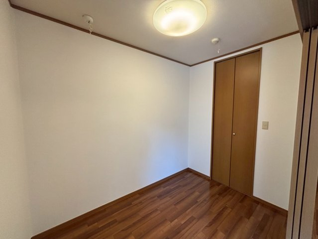 セリバテール荒川の洋室