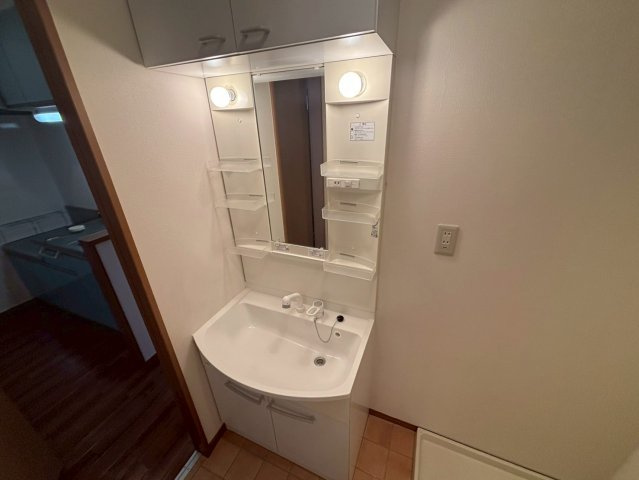 セリバテール荒川の洗面所