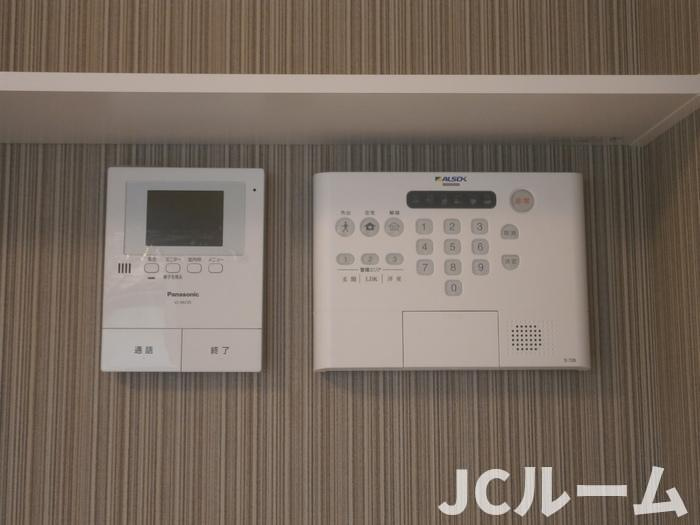 柏崎市半田１丁目のアパートのセキュリティ