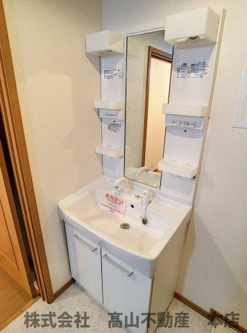 宗像市赤間３丁目のアパートの洗面所