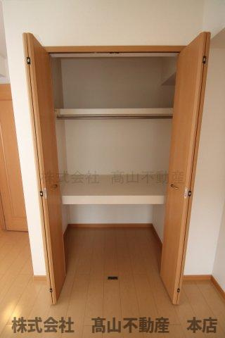 宗像市赤間３丁目のアパートの収納