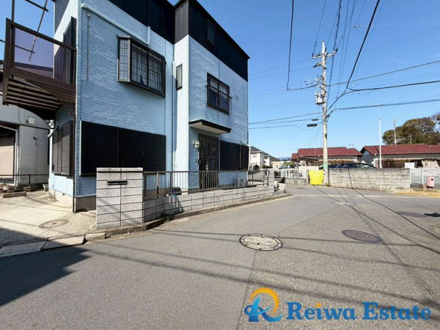 中古戸建　茅ヶ崎市浜之郷の前面道路含む現地写真