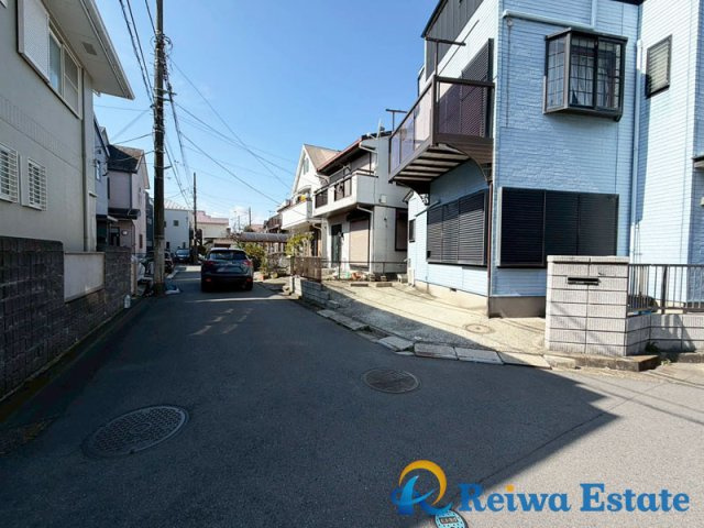 中古戸建　茅ヶ崎市浜之郷の前面道路含む現地写真