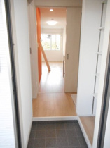 落ち着いた玄関です