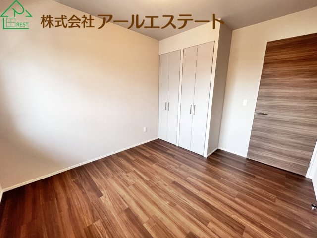 ミラキタシティ姫路　JR播但線「野里駅」徒歩4分の洋室
