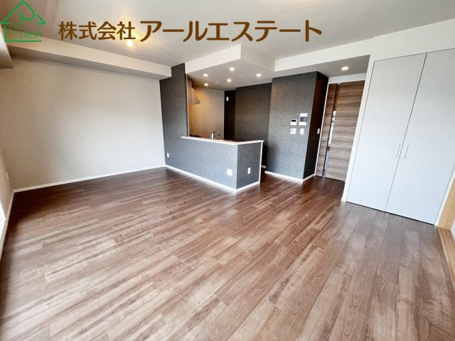 ミラキタシティ姫路　JR播但線「野里駅」徒歩4分の居間・リビング