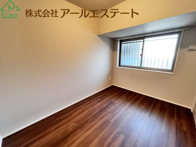 ミラキタシティ姫路　JR播但線「野里駅」徒歩4分の洋室
