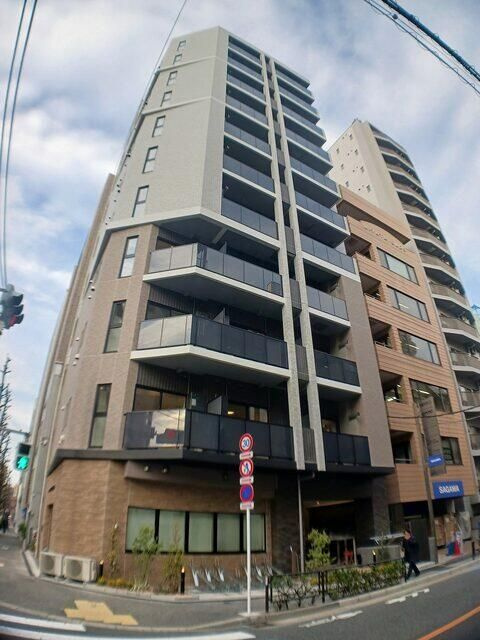 プラザ・デル・ソルの外観