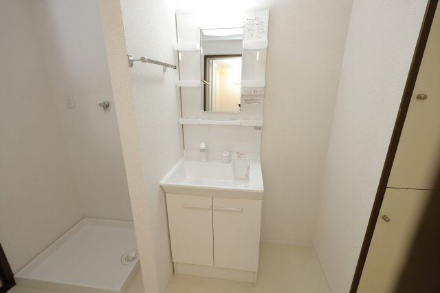 江上ビルの洗面所