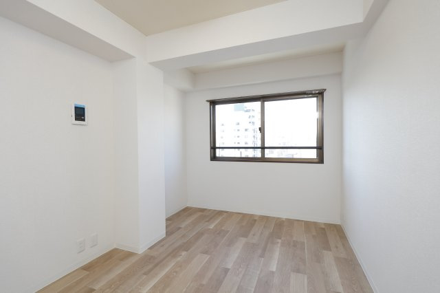 江上ビルの居間・リビング