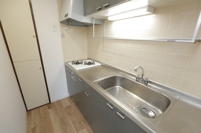 江上ビルのキッチン