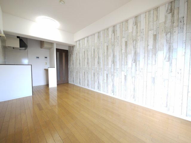 朝日プラザ岡山サウスフロント412号室の居間・リビング