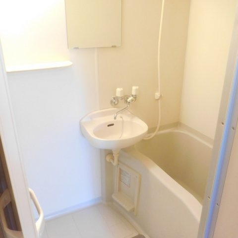 トリエール宮原の浴室