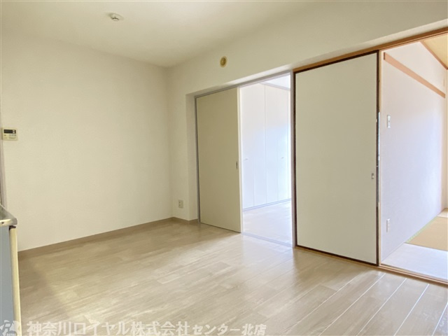 【居間・リビング】