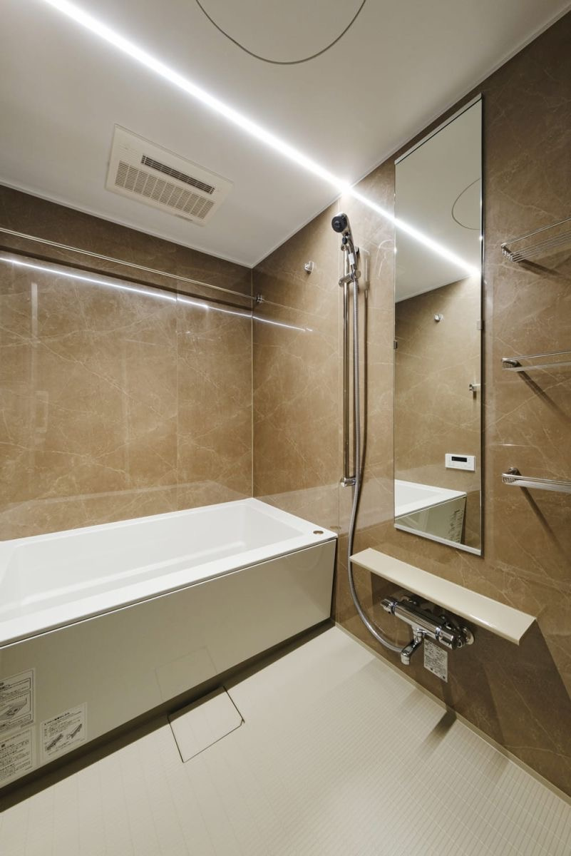 新品家具付きマンション美野島30(KaGood福岡)の浴室