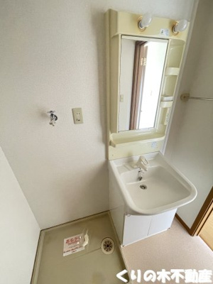 【洗面所】 | サンワード | 使いやすい洗面所です