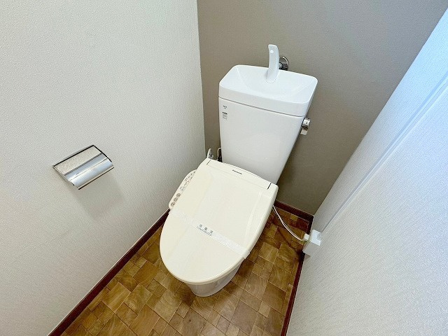 新大阪末広第一ハイツのトイレ
