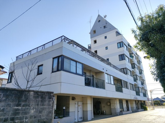 ラ・クール東金の外観