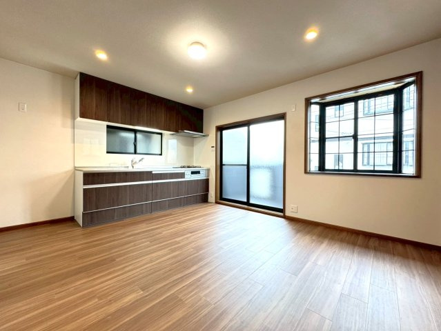 ◆リフォーム済み◆南向き４SLDK◆収納豊富◆子育て環境良好◆伏見区下鳥羽北円面田町