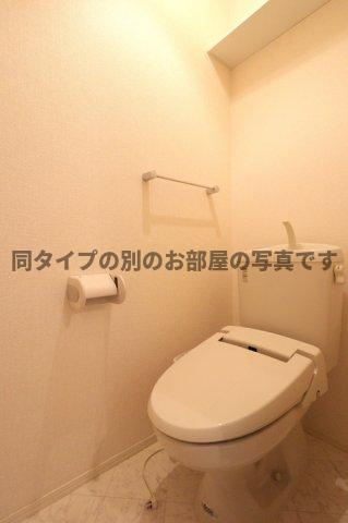 柏崎市田中のアパートのトイレ