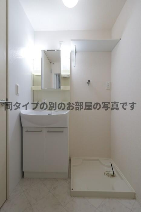 柏崎市田中のアパートの洗面所