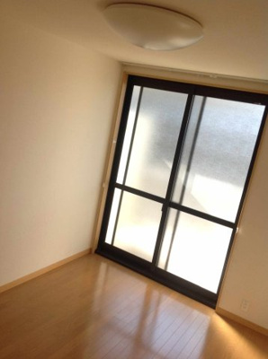 【居間・リビング】 | レオパレスアドバンス鶴見 | 現状優先