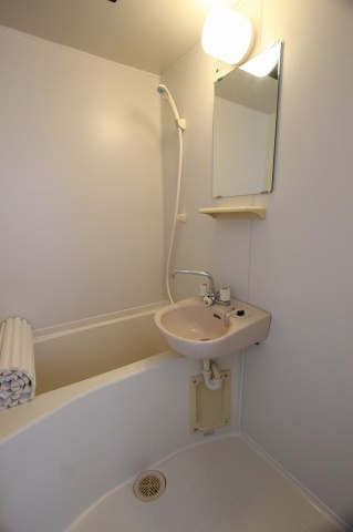 Rote　katzeの浴室