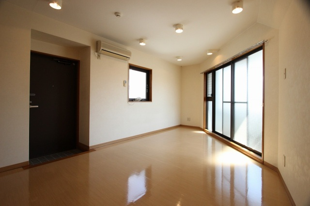 Rote　katzeの居間・リビング