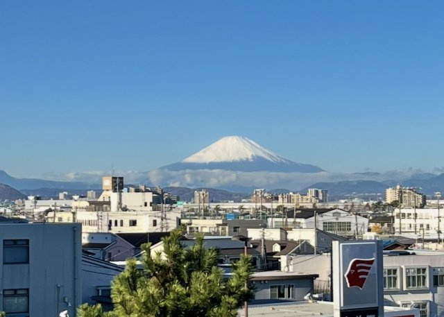 パレステージ茅ヶ崎Ⅱの展望|天気の良い日にはバルコニーから富士山を望めます♪
