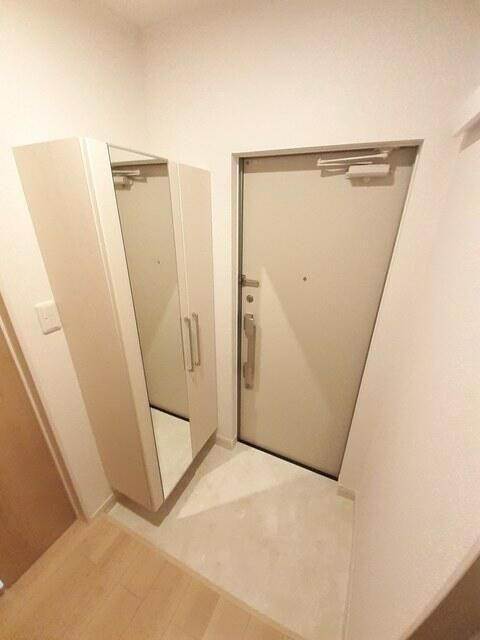 アンソレイエ町屋の玄関