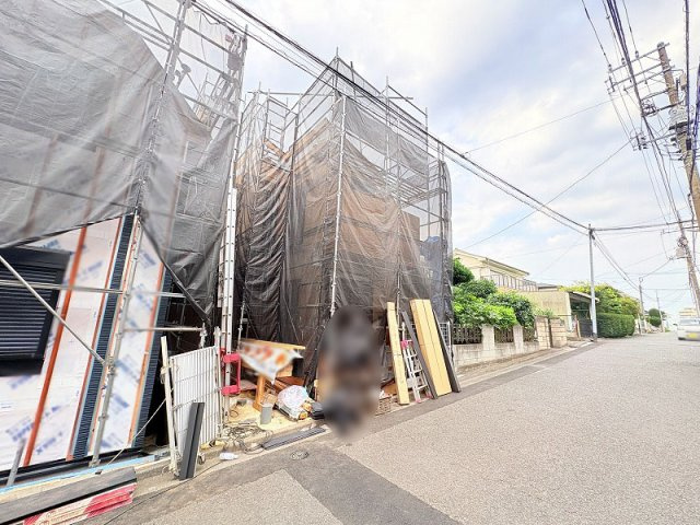 【外観】 | 練馬区東大泉2丁目　新築一戸建住宅　全2棟　（保谷店） | 小中学校が徒歩10分以内にありお子様の登下校も安心。