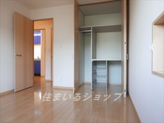 広島市安佐北区可部７丁目のアパートの収納