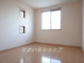 広島市安佐北区可部７丁目のアパートの寝室