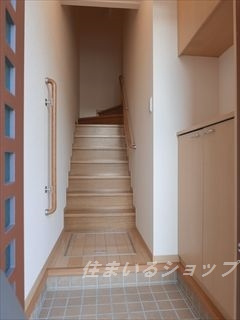 広島市安佐北区可部７丁目のアパートの玄関