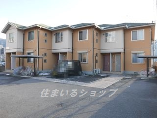 広島市安佐北区可部７丁目のアパートの駐車場