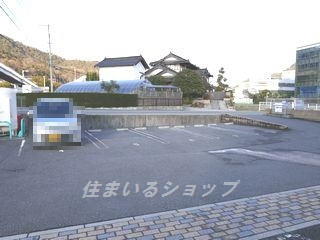 広島市安佐北区可部７丁目のアパートの駐車場