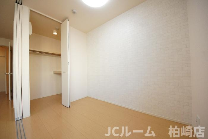 柏崎市田中のアパートの洋室|写真は同建物の別のお部屋の参考写真です