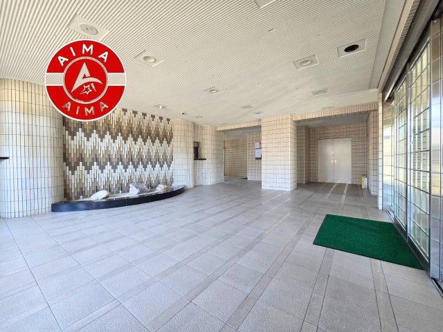 アムール和白駅のエントランス|共用部分が整備されており、快適なマンションライフをサポートします。