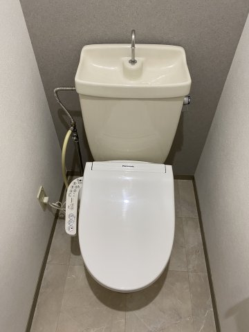 メゾン・ド・ロンタンAのトイレ|同じタイプの間取図です。実際の色や建具は異なります。