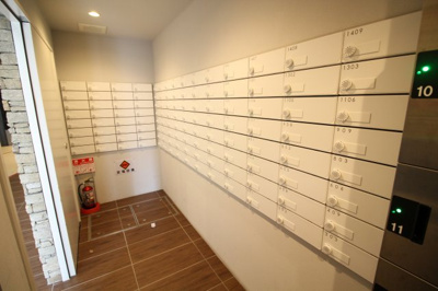 【その他】 | SERENiTE三宮