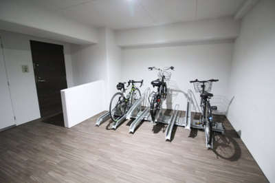 【その他】 | SERENiTE三宮