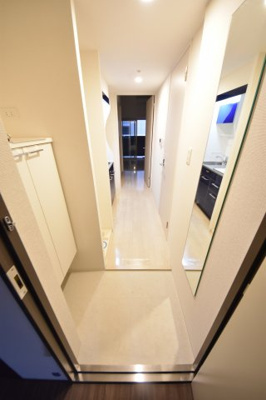 【玄関】 | SERENiTE三宮