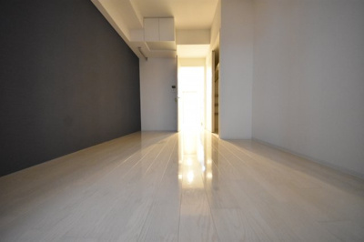 【寝室】 | SERENiTE三宮