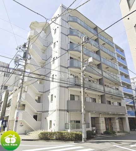 アルテシモ レジウスの外観