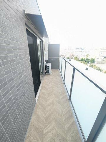 ＧＥＮＯＶＩＡ六町のバルコニー