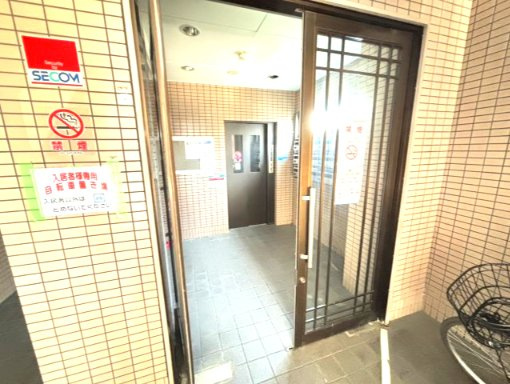 ブルージュ喜志のロビー